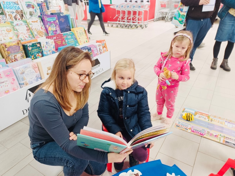 Održan program “Čitam u ritmu grada”