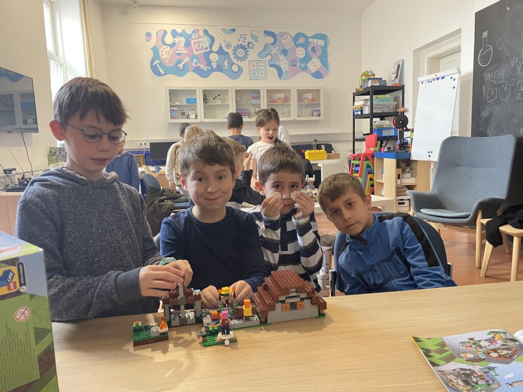 “Praznici u Makerspaceu” izazvao veliki interes djece i roditelja