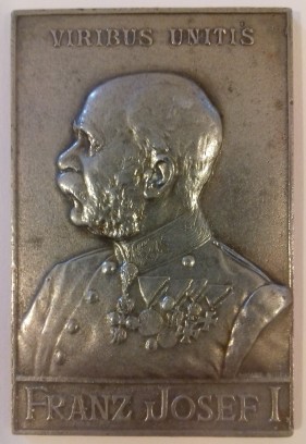 Predmet tjedna: Plaketa Franjo Josip I. Viribus Unitis