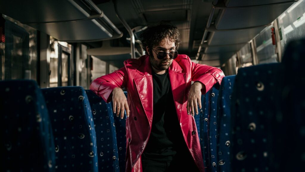 Ivan Grobenski objavio je novi album ‘KINK’ i singl ‘LIBERTY’