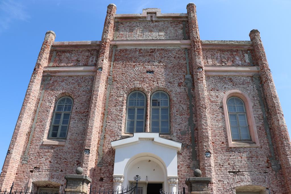 Ministrica Obuljen Koržinek obišla Koprivničku sinagogu