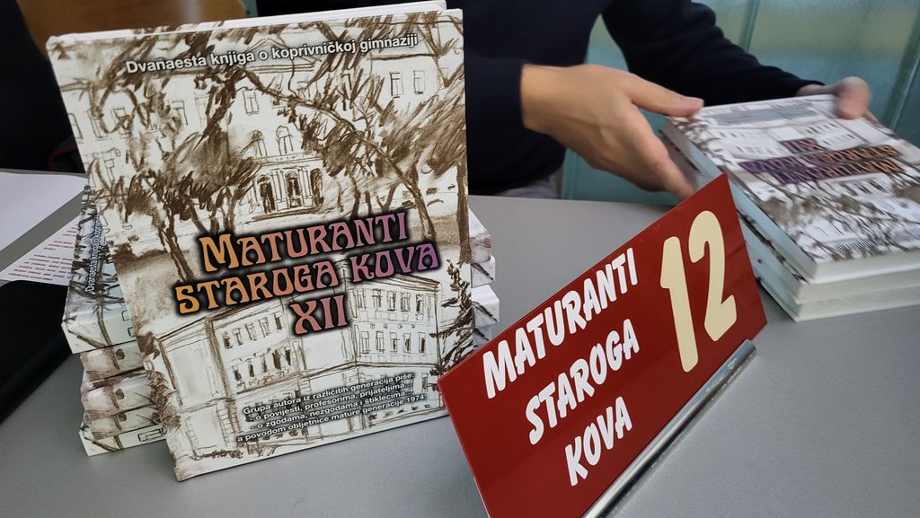 Predstavljeno 12. izdanje knjige Maturanti starog kova