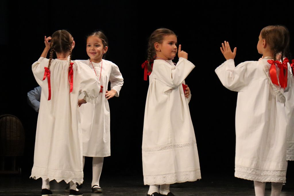 Započeli 16. Međunarodni susreti dječjih folklornih grupa „U bakinom krilu“