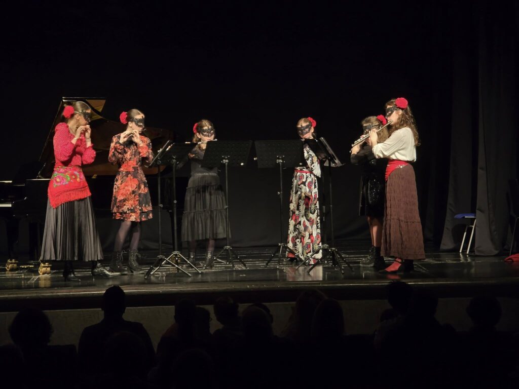 Fotogalerija “Koncert pod maskama”