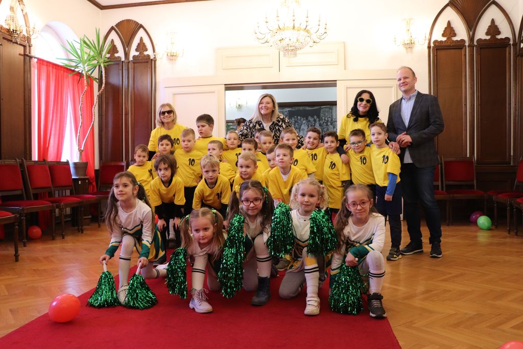 Male maškare razveselile Gradsku upravu