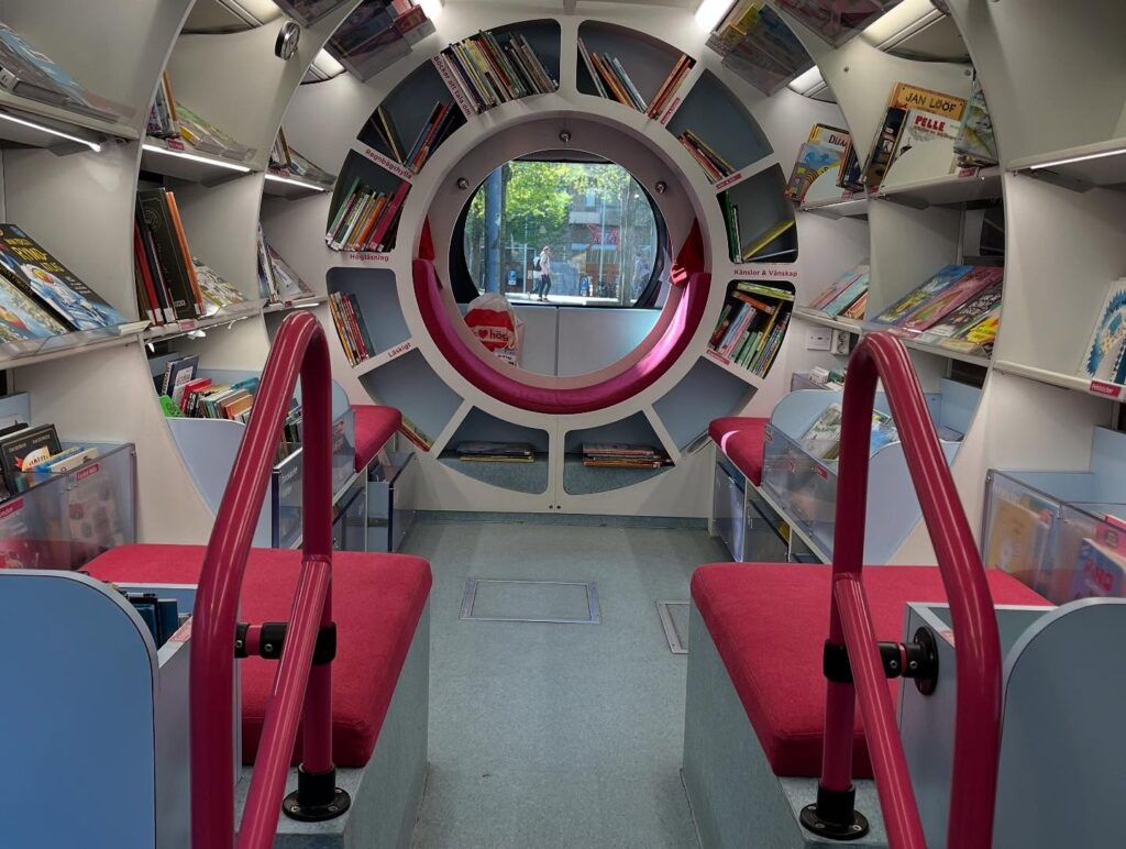 Posjet Gradskoj knjižnici i bibliobusima u Göteborgu (Švedska)